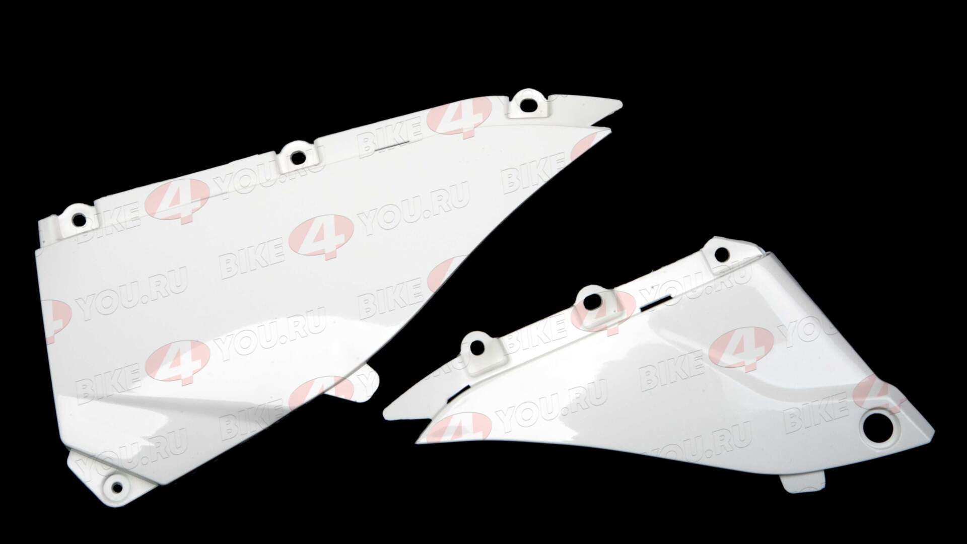 Пластик накладка боковая левая ТТ250 (комплект) 