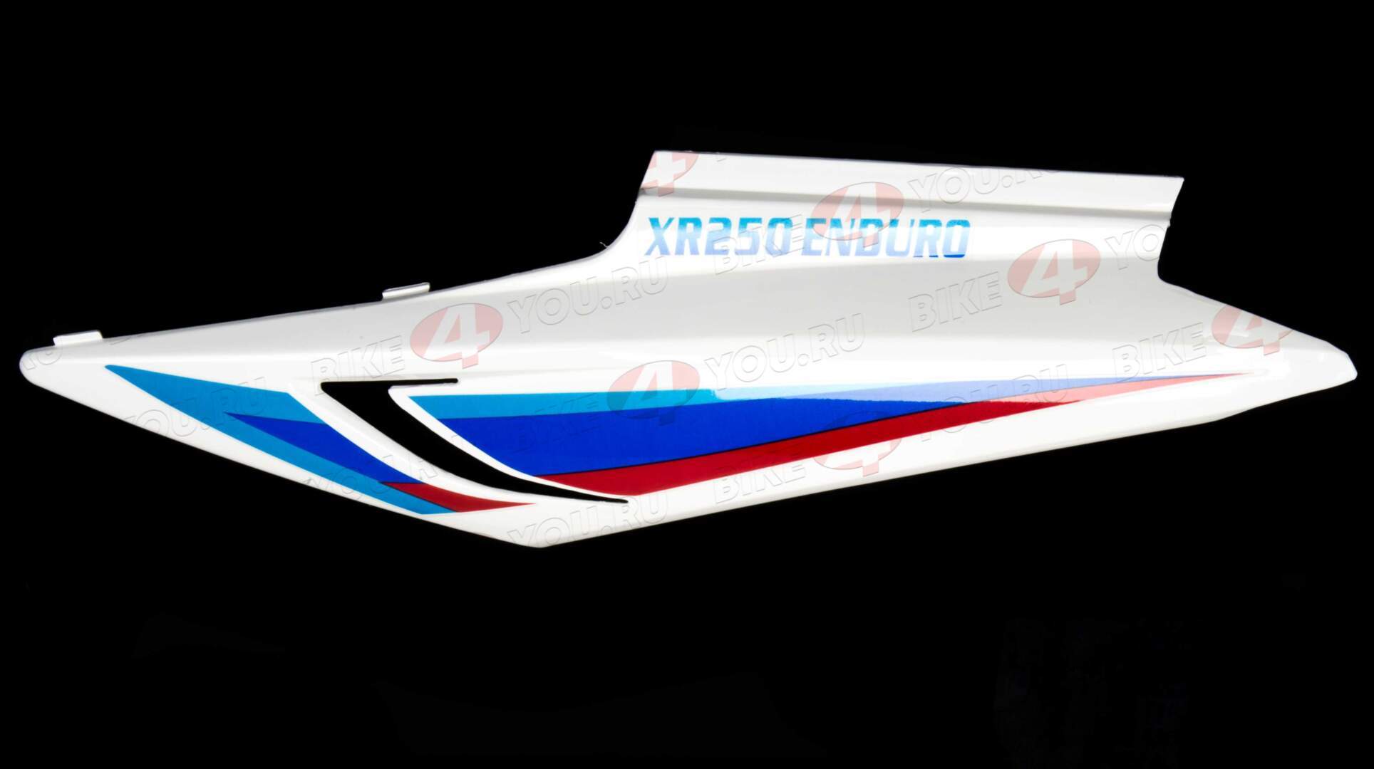 Пластик боковой задний левый XR250 ENDURO (2020г.)