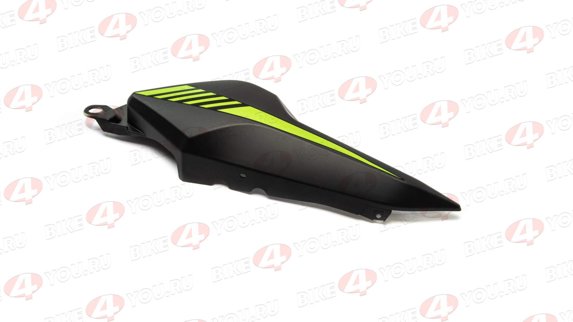 Пластик боковой задний правый Bandit